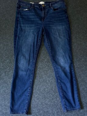 Women's Universal Thread Mid-Rise Skinny Dark Jeans Size 14/32R